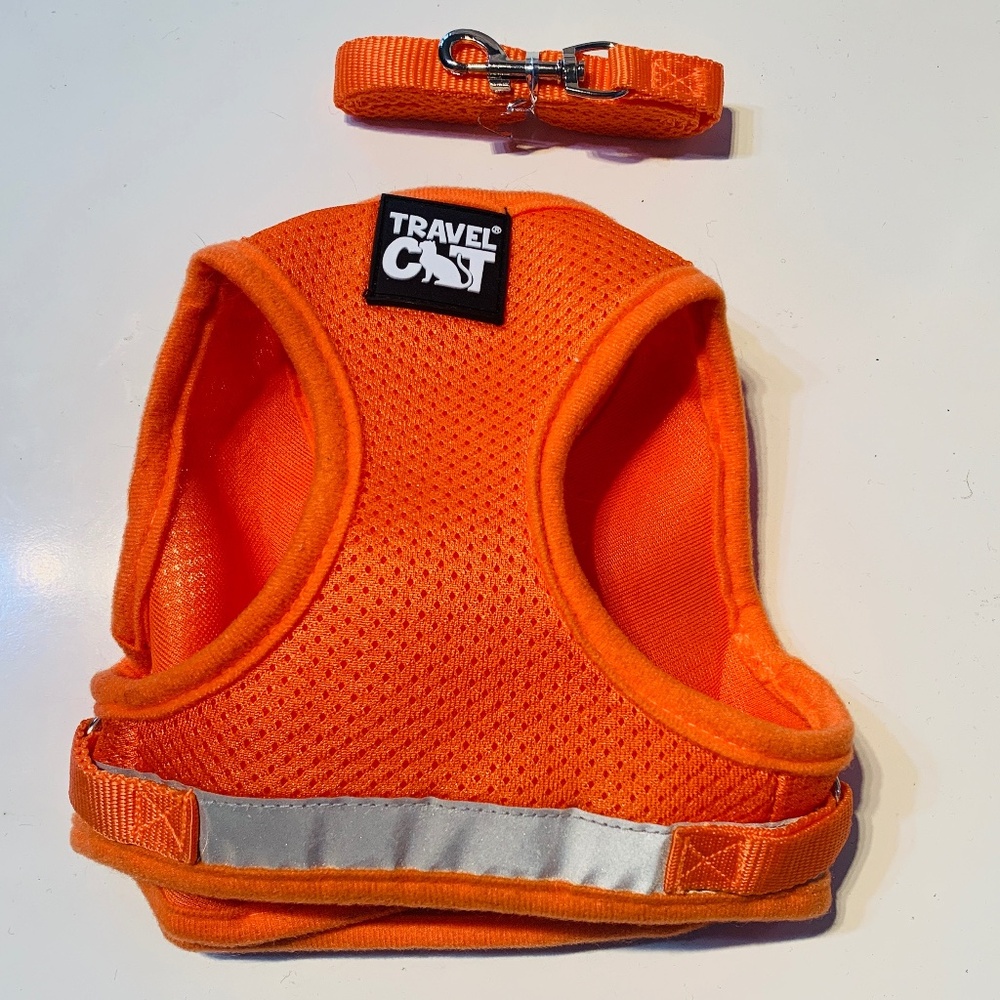 Travel Cat Large "Orange True Adventurer" Reflective Cat Harness and Leash